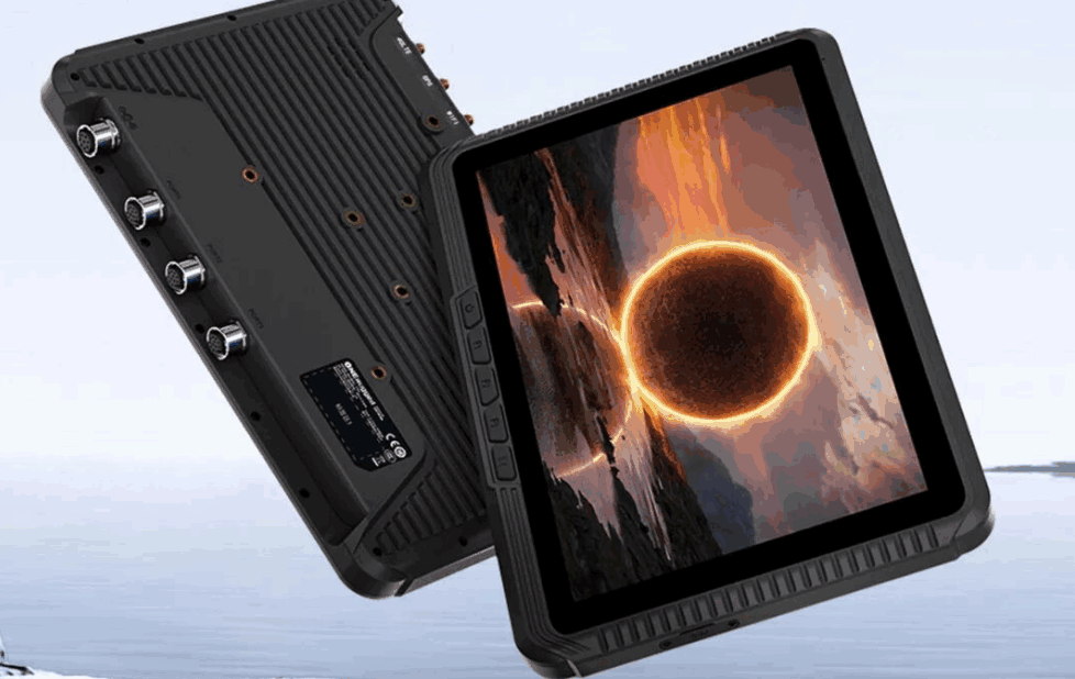 Планшет Onerugged V10T, установленный на транспортном средстве, расширяет возможности интеллектуальных систем испытаний на вождение без присмотра