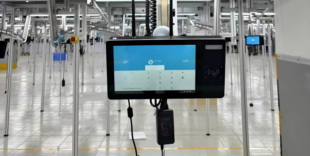 Промышленный ПК панели андроида Способен обрабатывать быстрый вход в систему NFC, сложный анализ данных и физическую строгость вибрирующей сборочной линии.