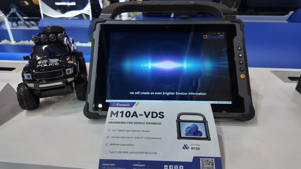 Защищенный M10A-VDS Разработан специально как Автомобильный диагностический планшет, Предоставляя комплексные решения для программирования ЭБУ и анализа кода неисправностей в двухрежимном рабочем процессе.